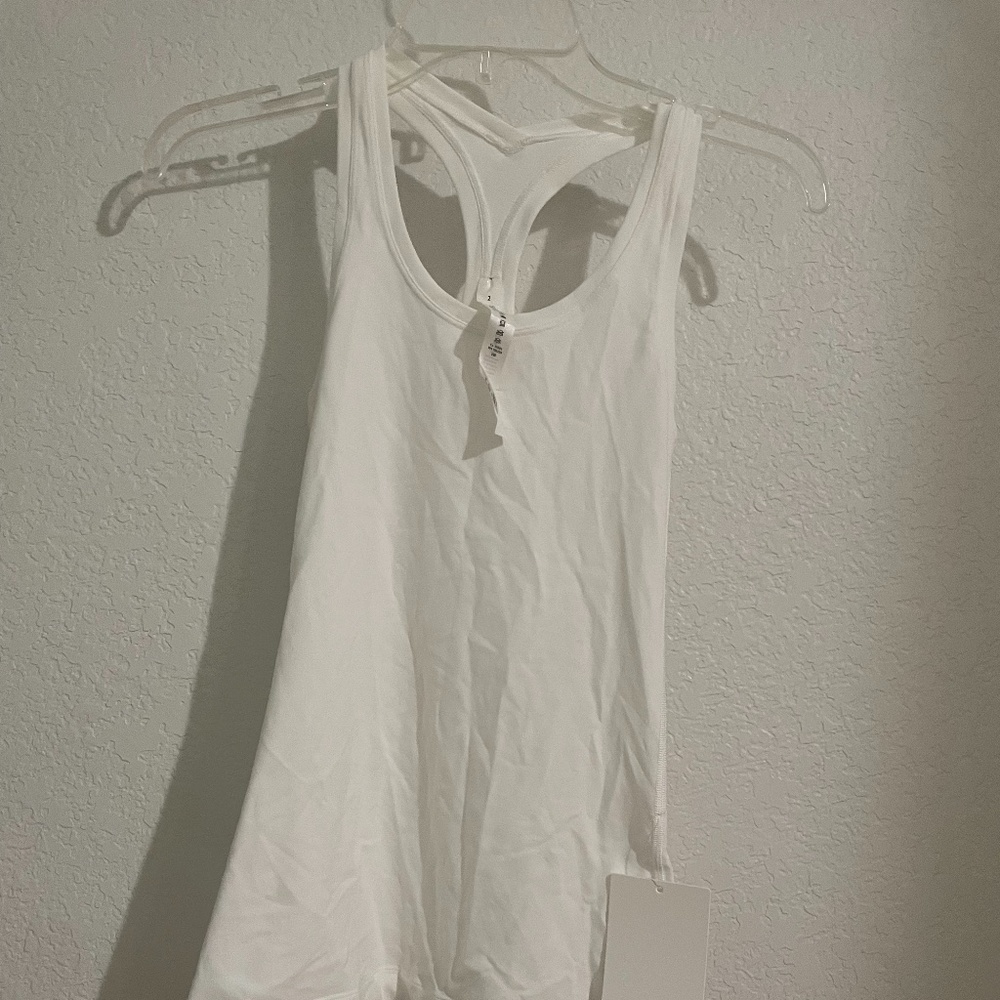 Lululemon top